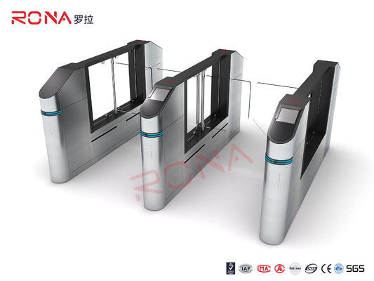 चौड़ाई 600-900 मिमी 240V पैदल यात्री घूमने वाला दरवाज़ा गेट तेज गति 0.2s सूखी संपर्क